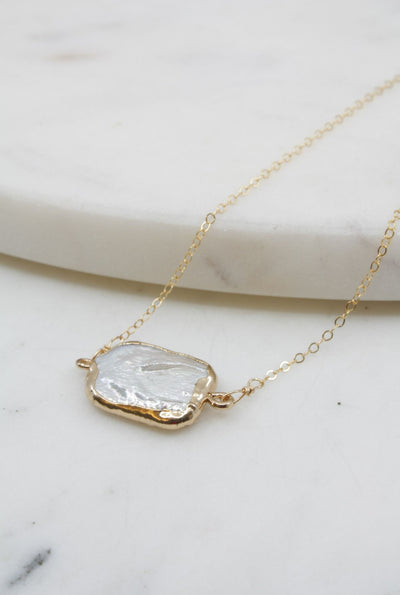 Mrs. Parker Necklace in Freshwater Pearl