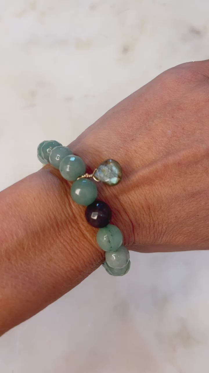 Moss Agate Bracelet with Labradorite in Gold