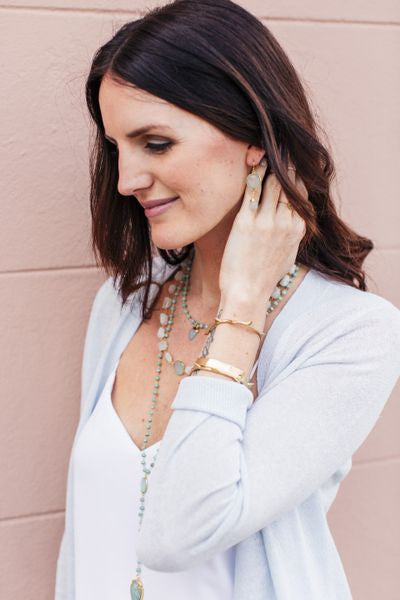 Victoria Ojai Earring in Chalcedony in Gold