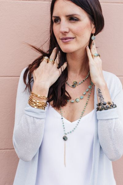 Victoria Ojai Earring in Chalcedony in Gold