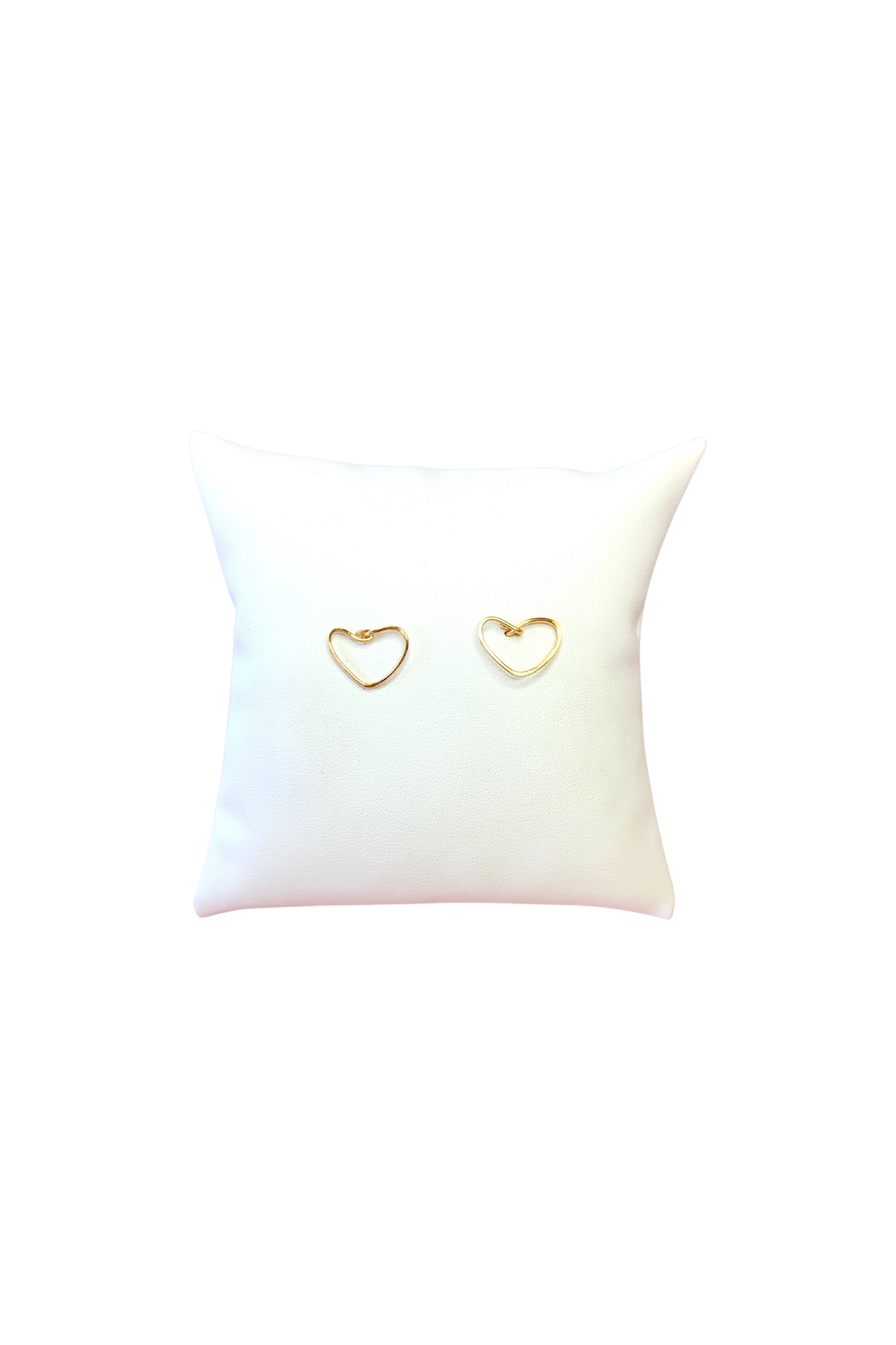 Stud Hearts in Gold