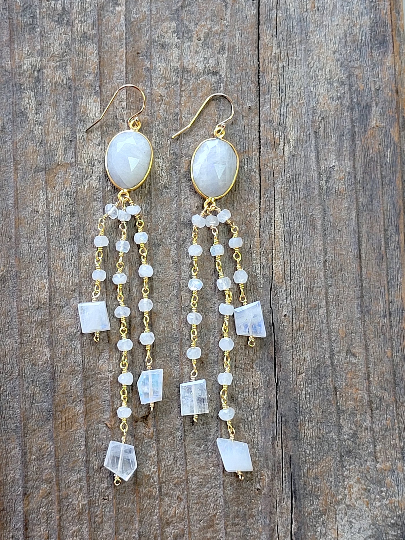 Catalina Earrings in Moonstone