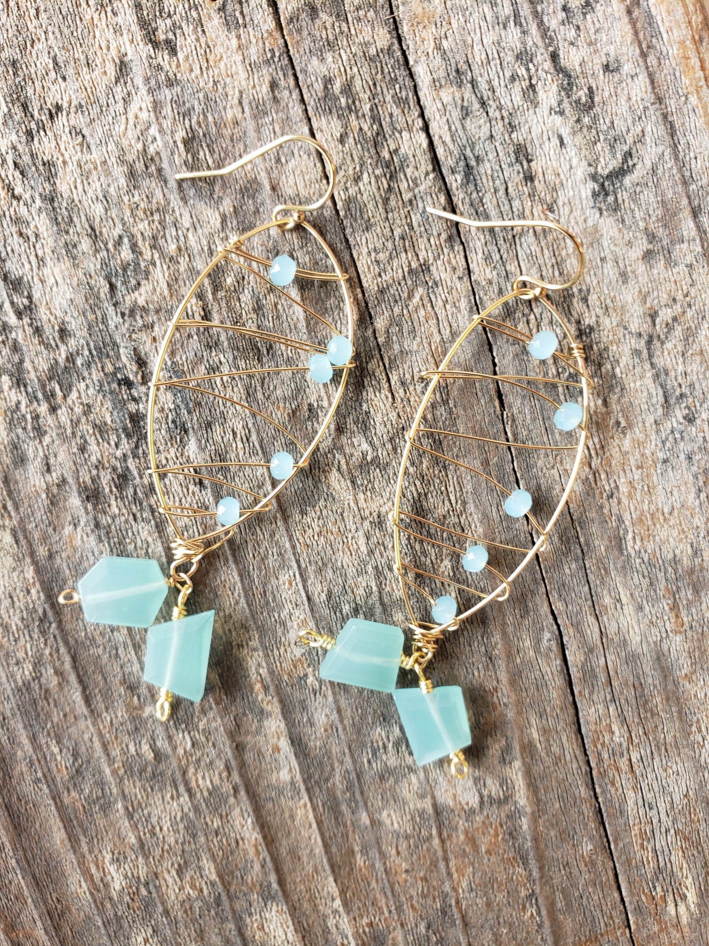 Malibu Earring in Chalcedony