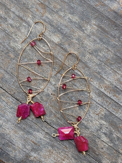 Malibu Earring in Ruby