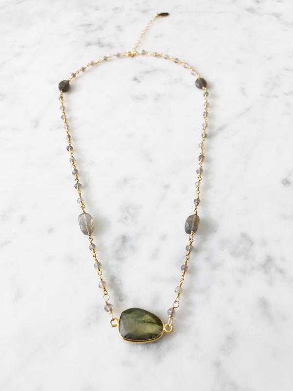 Mrs. Parker Endless Summer Labradorite Necklace in Gold